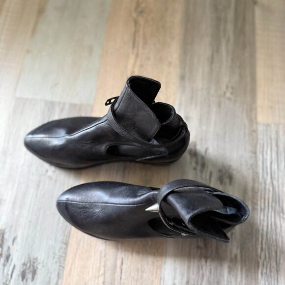 UNIF-Black Platform with Spiked Straps.  RARE - Picture 10 of 15